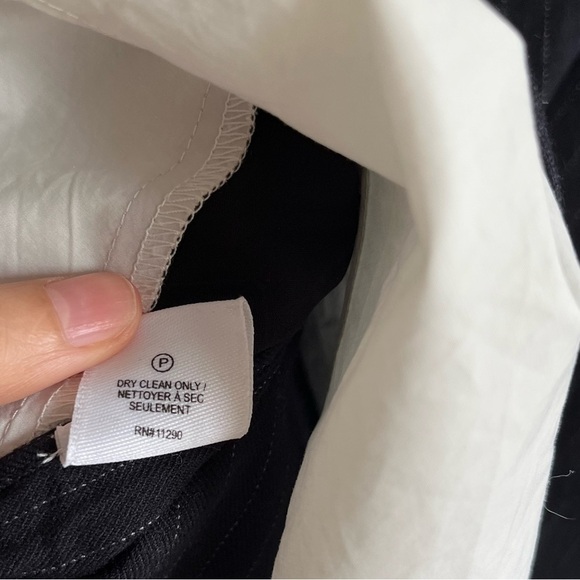 Derek Lam 10 Crosby Wool Pinstriped tiered Sleeveless V-neck blouse Sz 6 - Picture 9 of 14